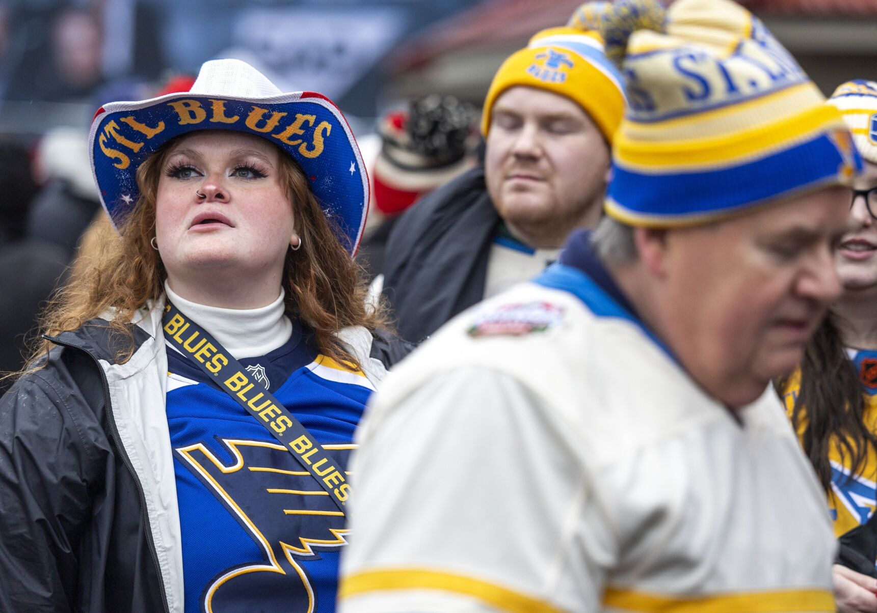 Fans get ready to cheer on Blues in the Winter Classic